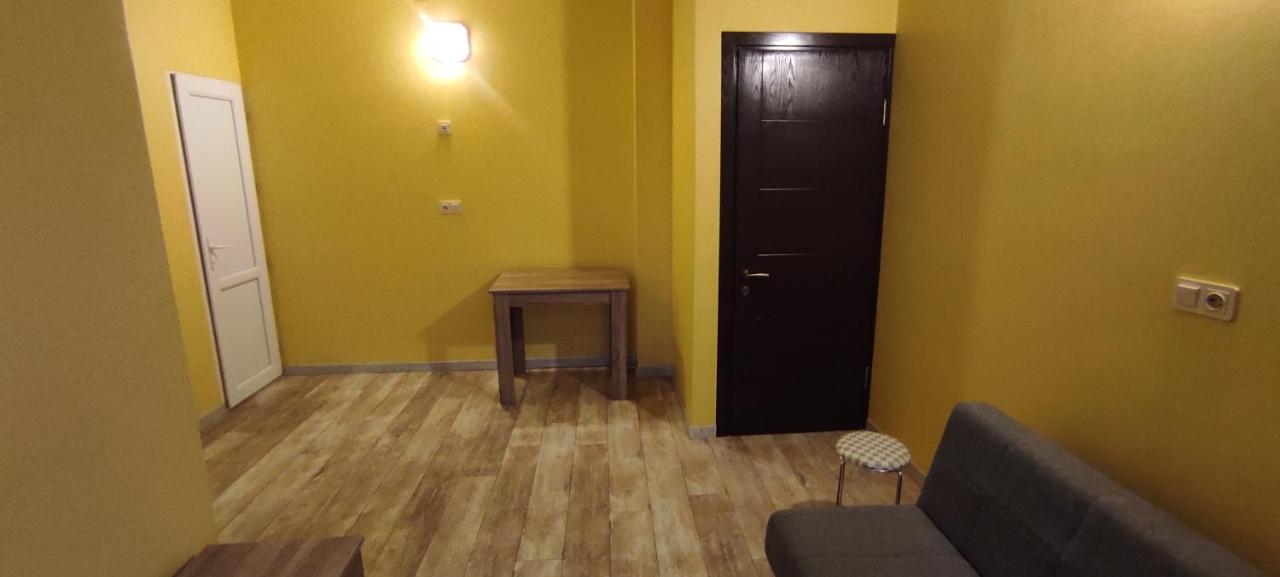 Femily Hotel In Batumi Mareti Str 2 Zewnętrze zdjęcie