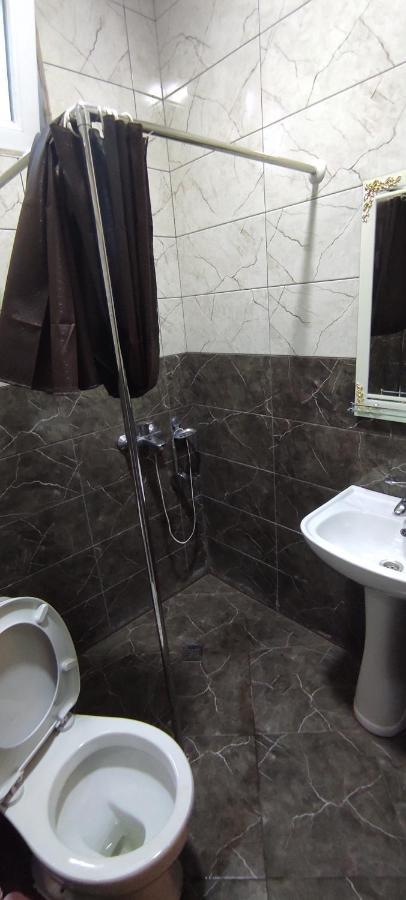Femily Hotel In Batumi Mareti Str 2 Zewnętrze zdjęcie