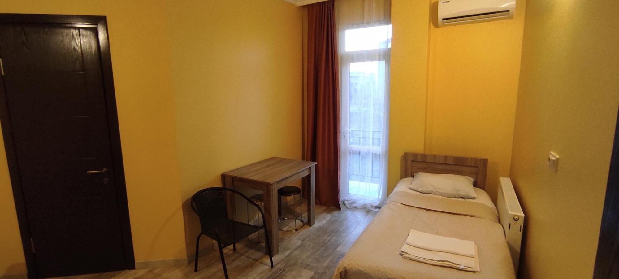 Femily Hotel In Batumi Mareti Str 2 Zewnętrze zdjęcie
