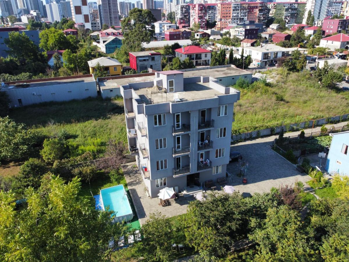 Femily Hotel In Batumi Mareti Str 2 Zewnętrze zdjęcie