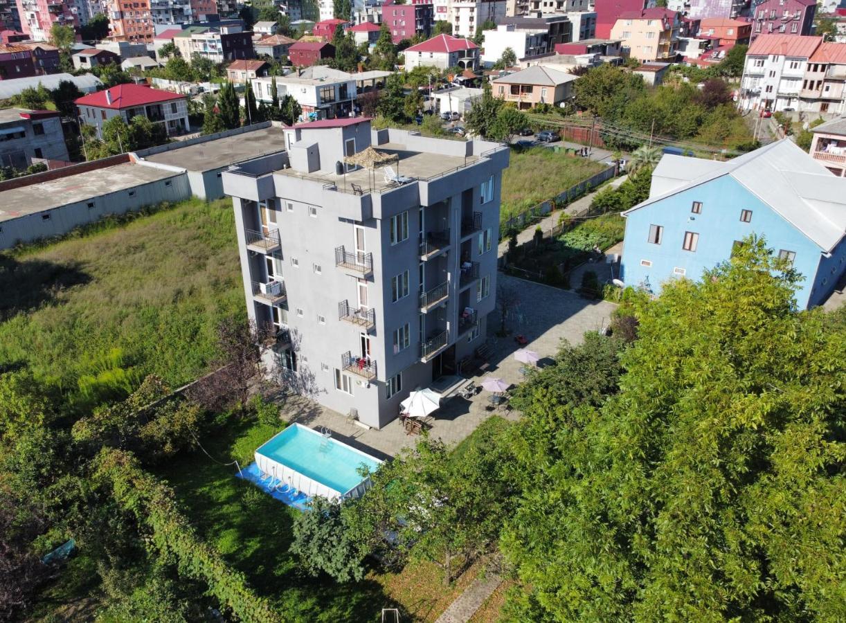 Femily Hotel In Batumi Mareti Str 2 Zewnętrze zdjęcie