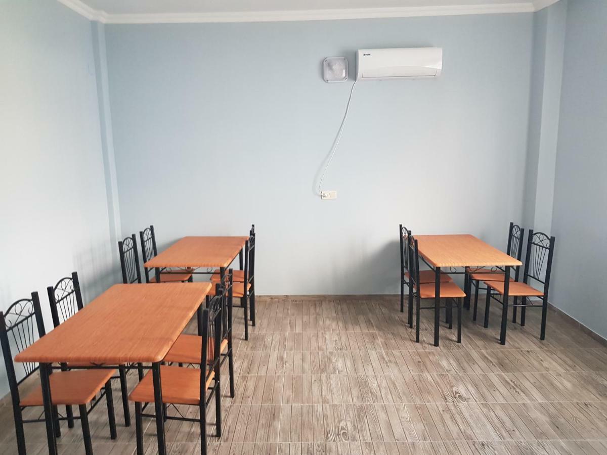 Femily Hotel In Batumi Mareti Str 2 Zewnętrze zdjęcie