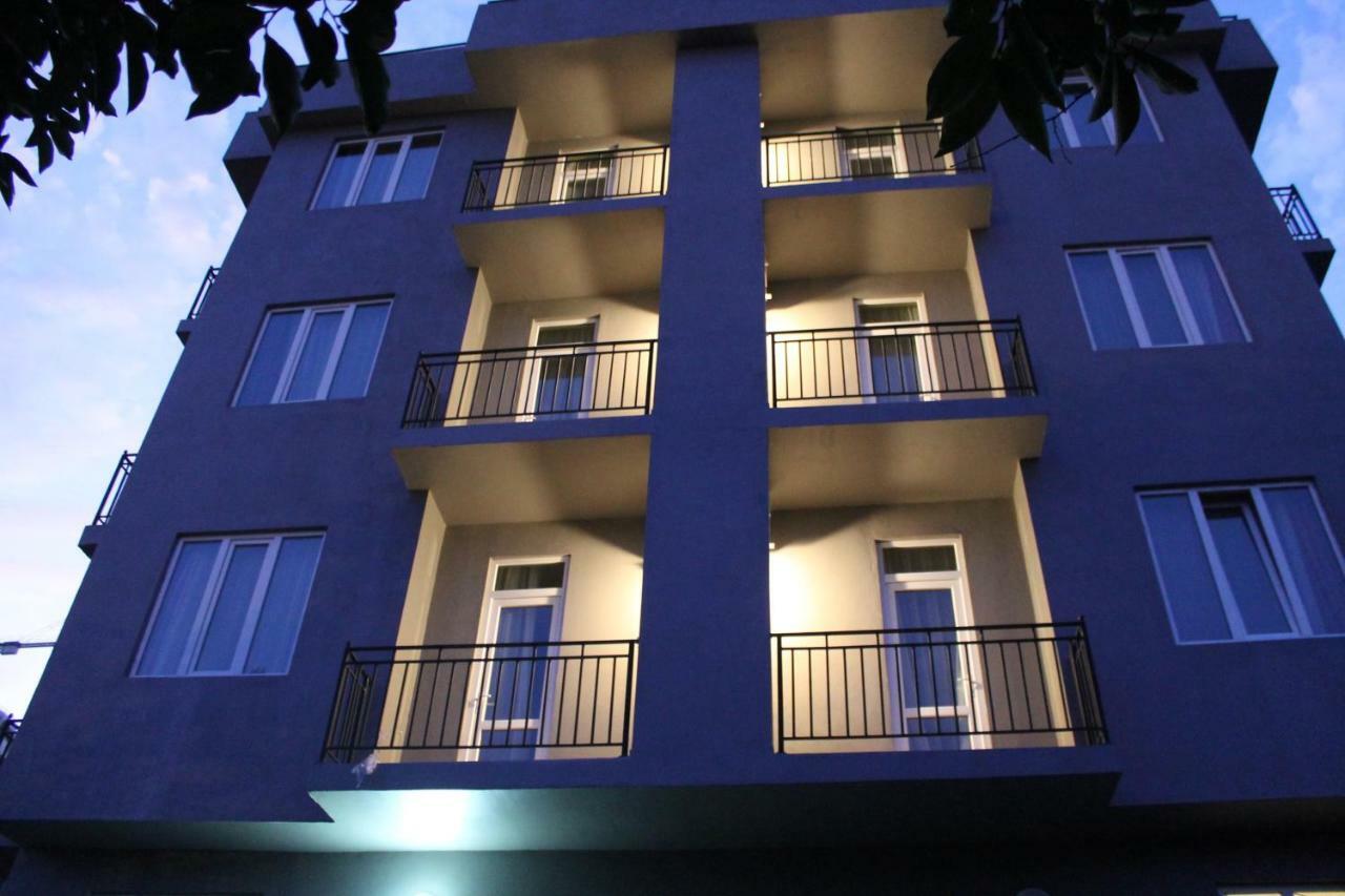 Femily Hotel In Batumi Mareti Str 2 Zewnętrze zdjęcie